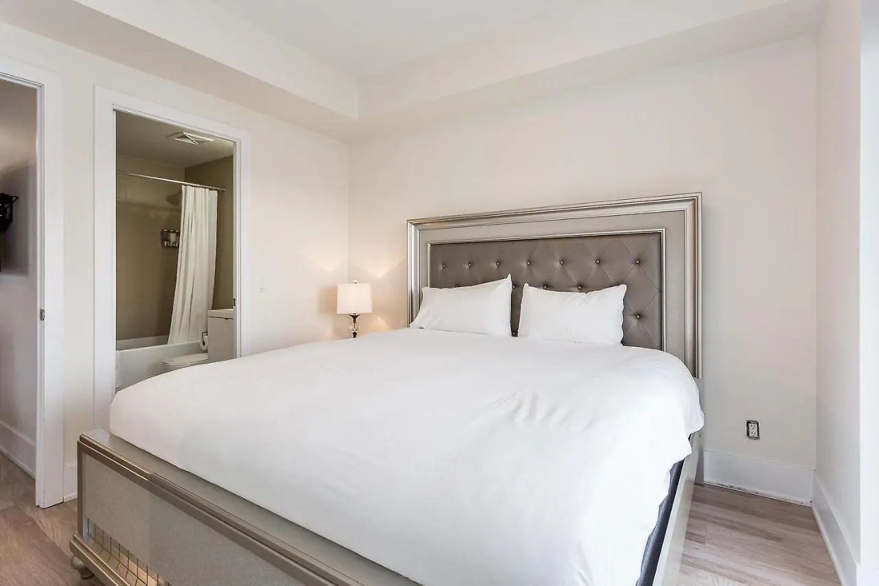 Toronto Rooms And Suites Condos 아파트호텔