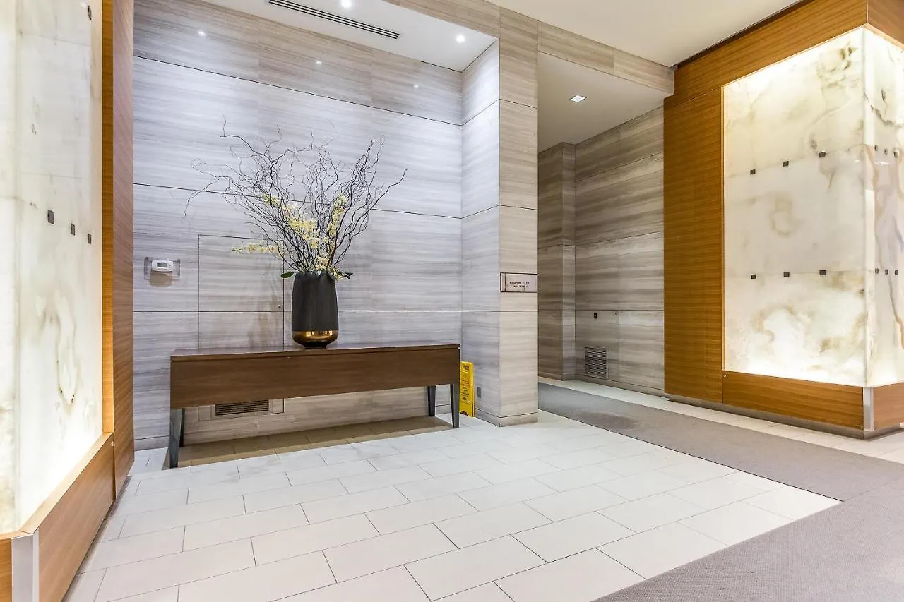 아파트호텔 Toronto Rooms And Suites Condos