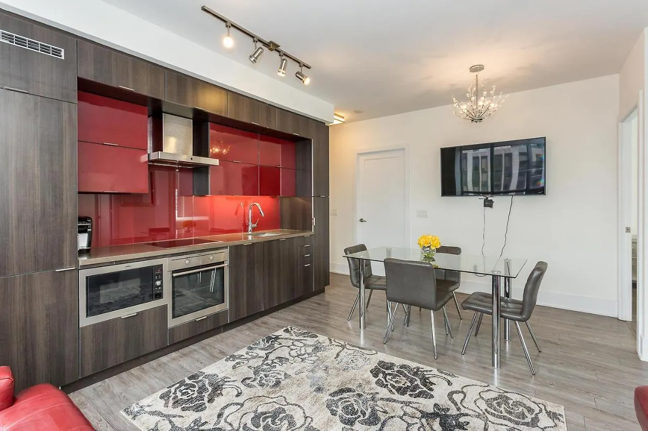 Toronto Rooms And Suites Condos 아파트호텔